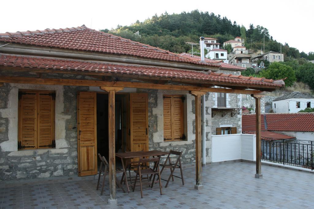 Maleatis Apollo Guesthouse Kosmás Exteriör bild